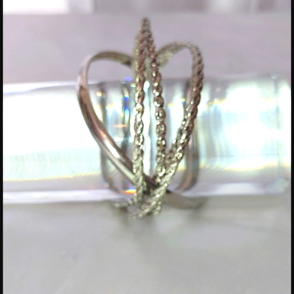 Bracelet cluster 5 intertwined silvertone bangles